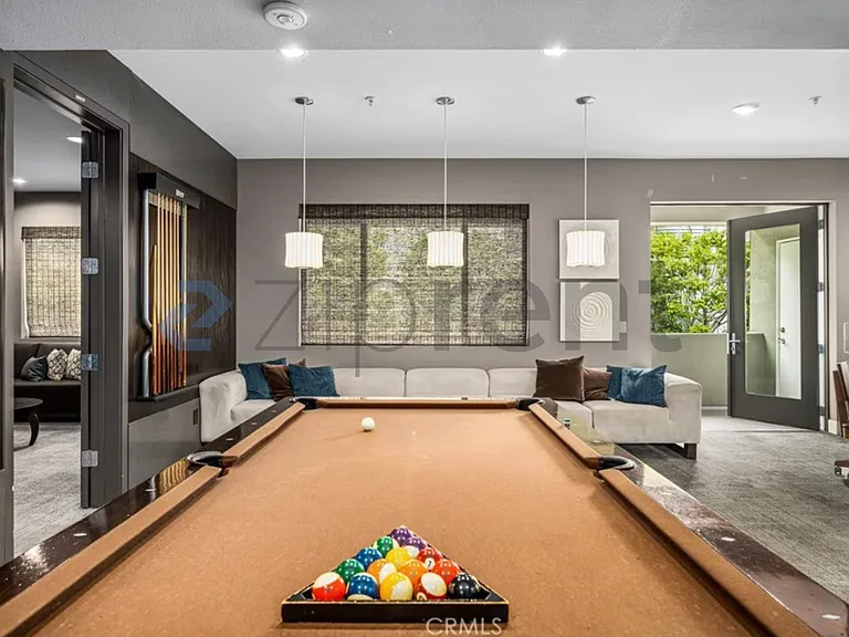 300 E 4th St #407 — Photo 33