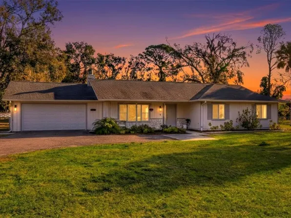 6812 41st Ave E, Bradenton, FL 34208