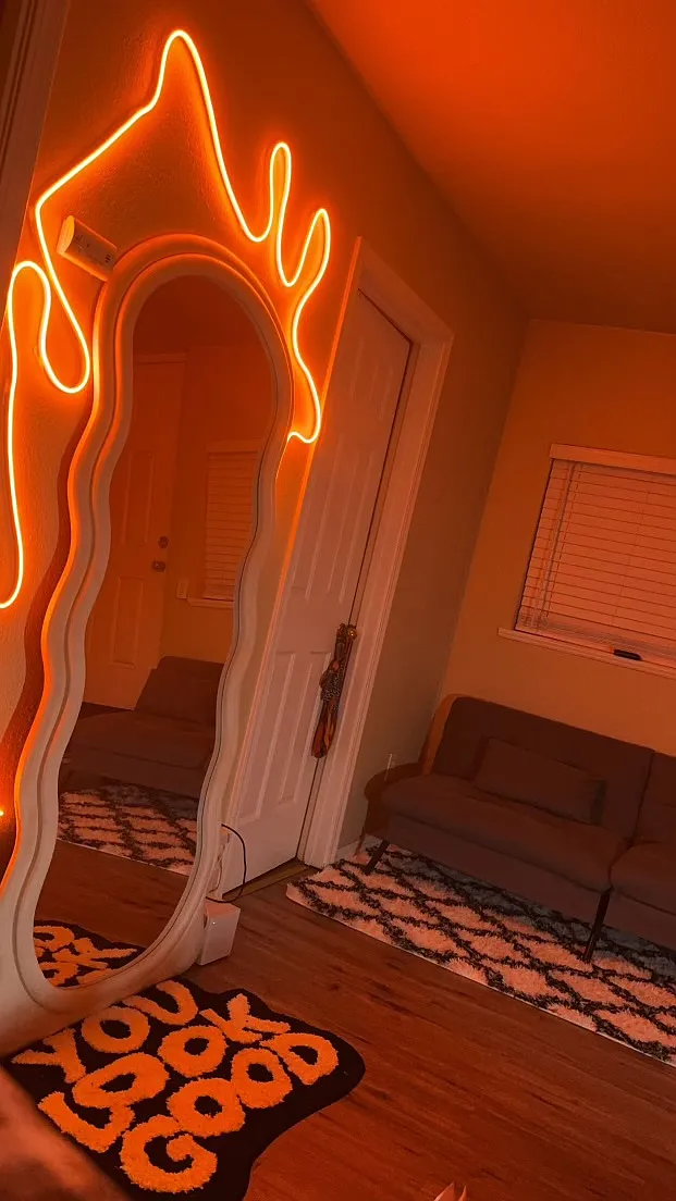 Studio, 320 sqft, $1,550 — Photo 4