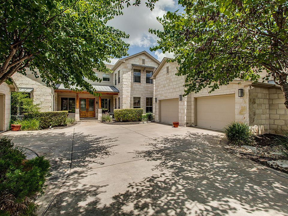 1st image of 900 Forest Canyon Dr