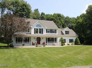 16 Windy Ridge Rd, Glens Falls, NY 12801