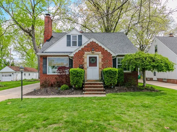 281 E 286th St, Willowick, OH 44095