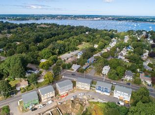 151 Green St #9, Marblehead, MA 01945