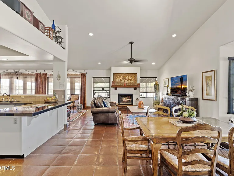 40816 N Fleming Springs Rd — Photo 23