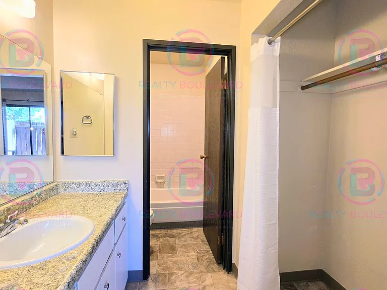 2450 Lymbery St #129 — Photo 9