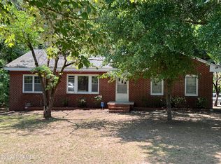 4586 River Rd, Washington, NC 27889