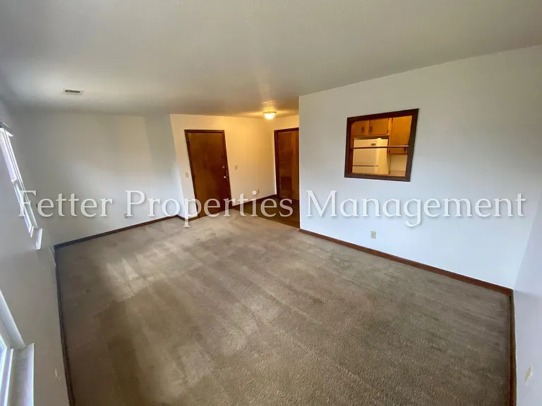 2720 N Kentucky Ave — Photo 4