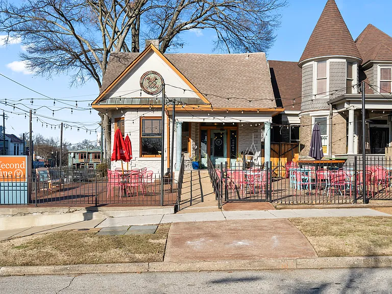 2161 Monroe Ave — Photo 28