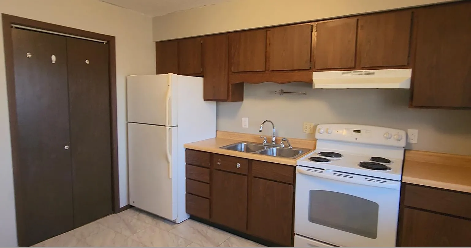 515 Dewey Avenue - 5 — Photo 3