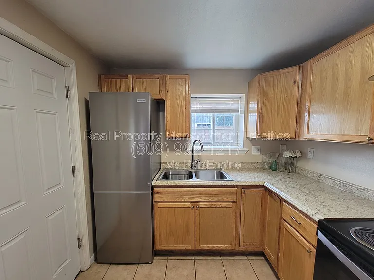 1124 E 7th Ave — Photo 6