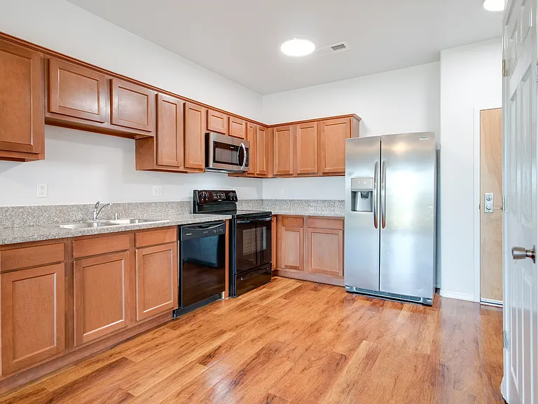325 1-bedroom corner unit.