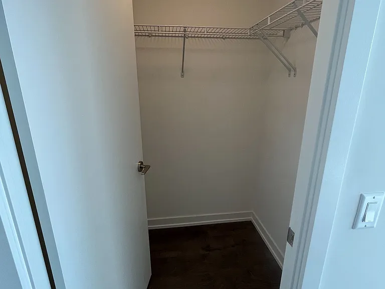 55 Duke St W #1501 — Photo 5