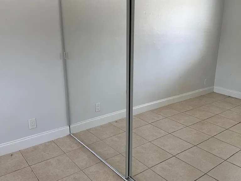1216 Periwinkle Pl — Photo 9