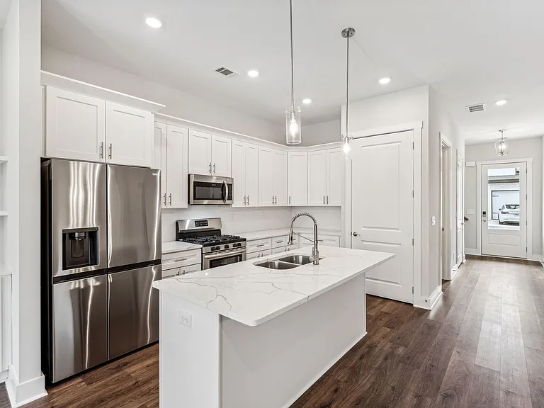 8210 Sonata Ln — Photo 7