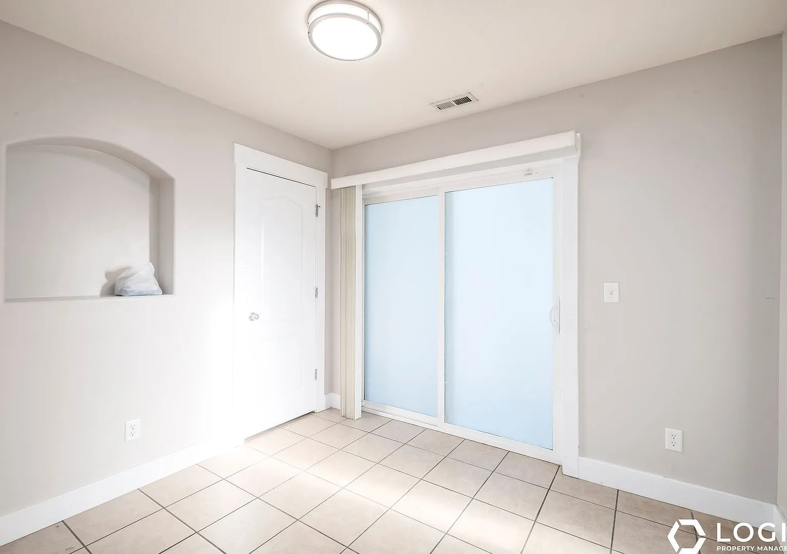 3 Bed / 2.5 Bath Townhome for Rent in South Salt Lake, UT — Photo 3