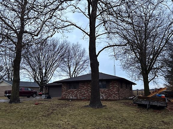 2nd image of 60 Oak Rd