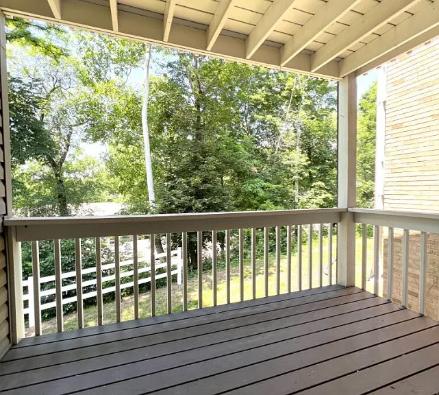 2 Bed, 1 Bath, 1000 sqft