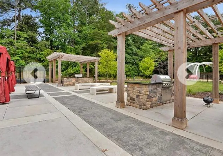 795 Hammond Dr #1110 — Photo 14