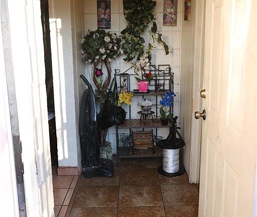 4th image of 3309 Osage Ave