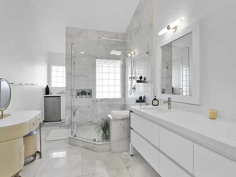 1035 Boca Cove Ln — Photo 40