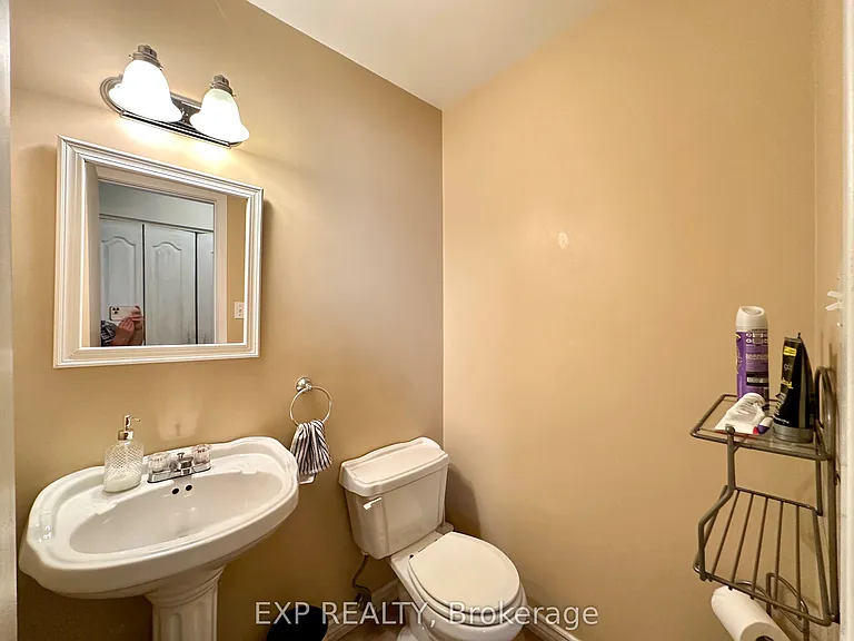 35 Barra Ave — Photo 12