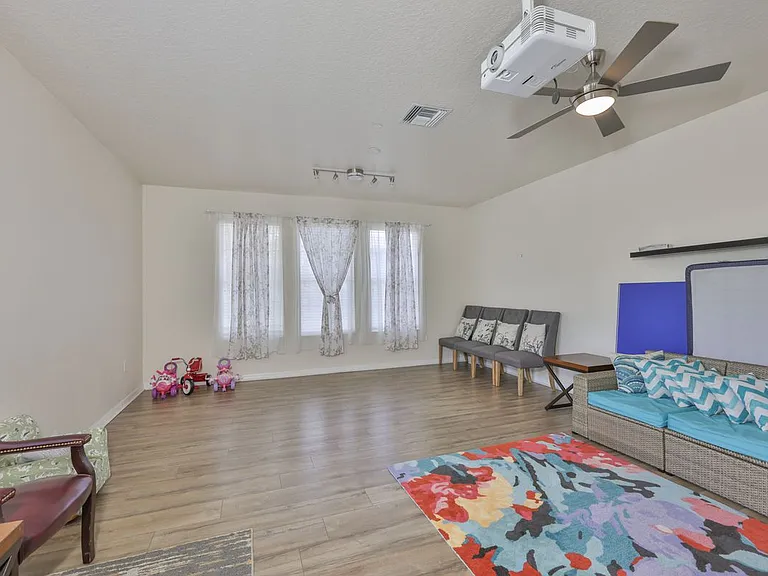 1307 Salem Orchard Ln #TOWNHOUSE — Photo 9