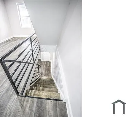 3230 Fontain St — Photo 28
