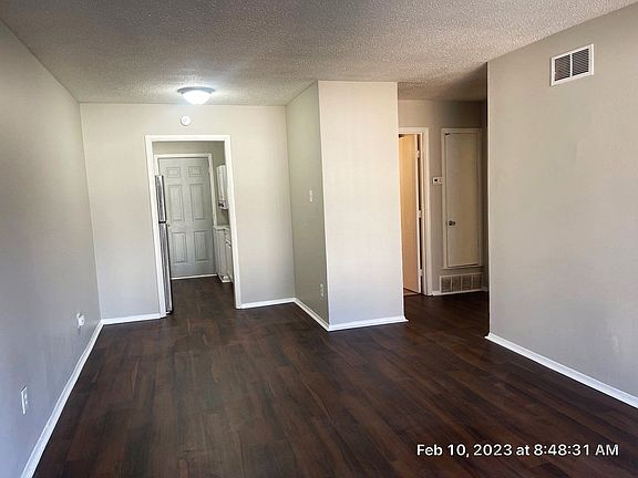 2nd image of 1170 Peabody Ave APT 6