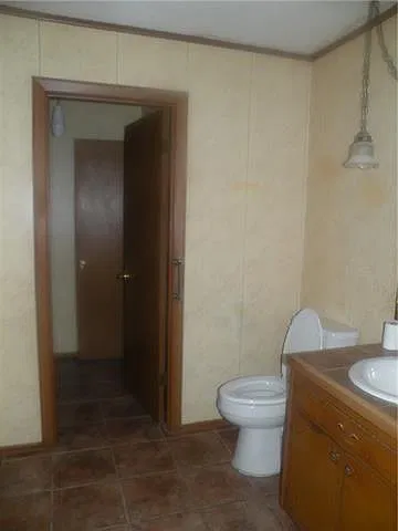 3 bed, 1.5 bath, 1500 sqft, $1,350 — Photo 4