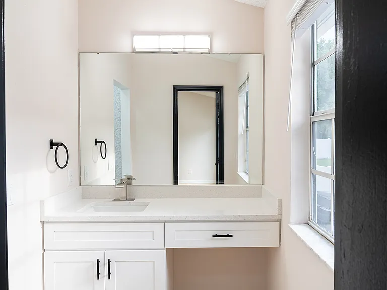 5401 Pullman Dr — Photo 33