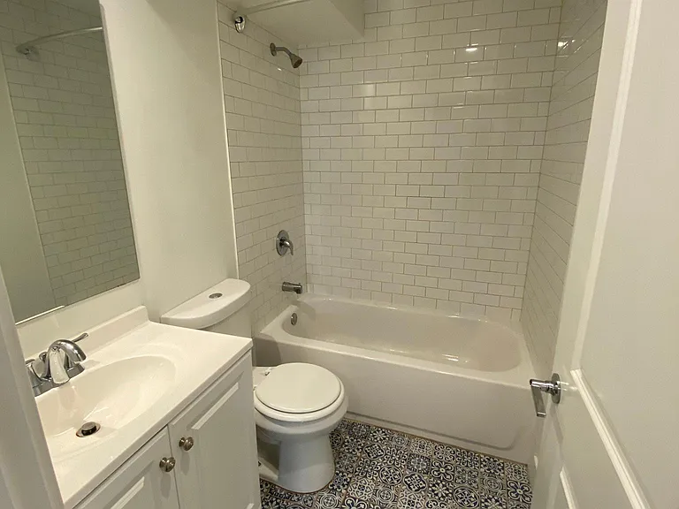 3717 Oxford Blvd #13 — Photo 6