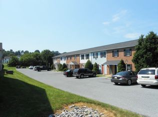 225 Miller Rd APT C, Akron, PA 17501