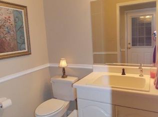 4958 Timberwood Dr, Hahira, GA 31632