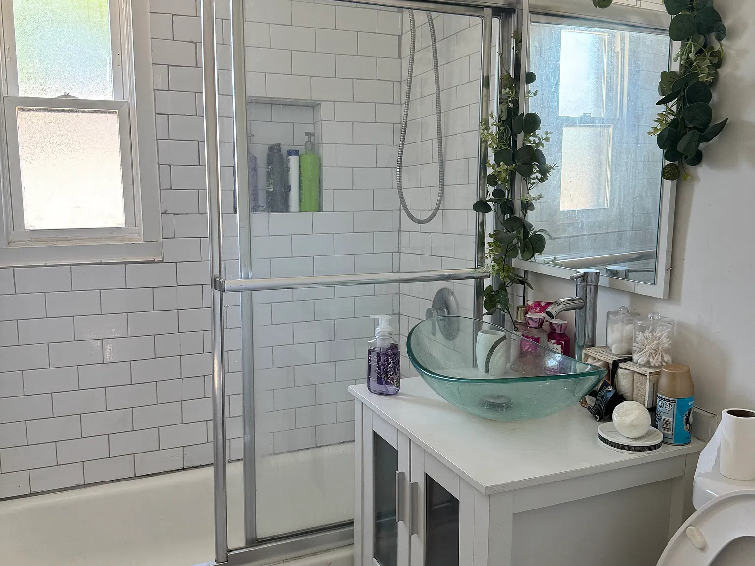 1 bed, 975 sqft, $2,300 — Photo 3