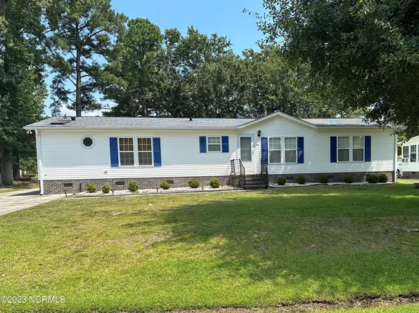 1080 Captains Court SW, Calabash, NC 28467