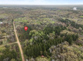 N9416 Highline Ln, Crivitz, WI 54114