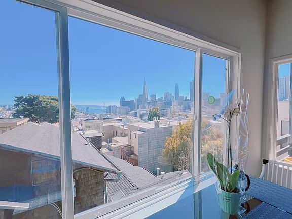 view in the morning, dining room