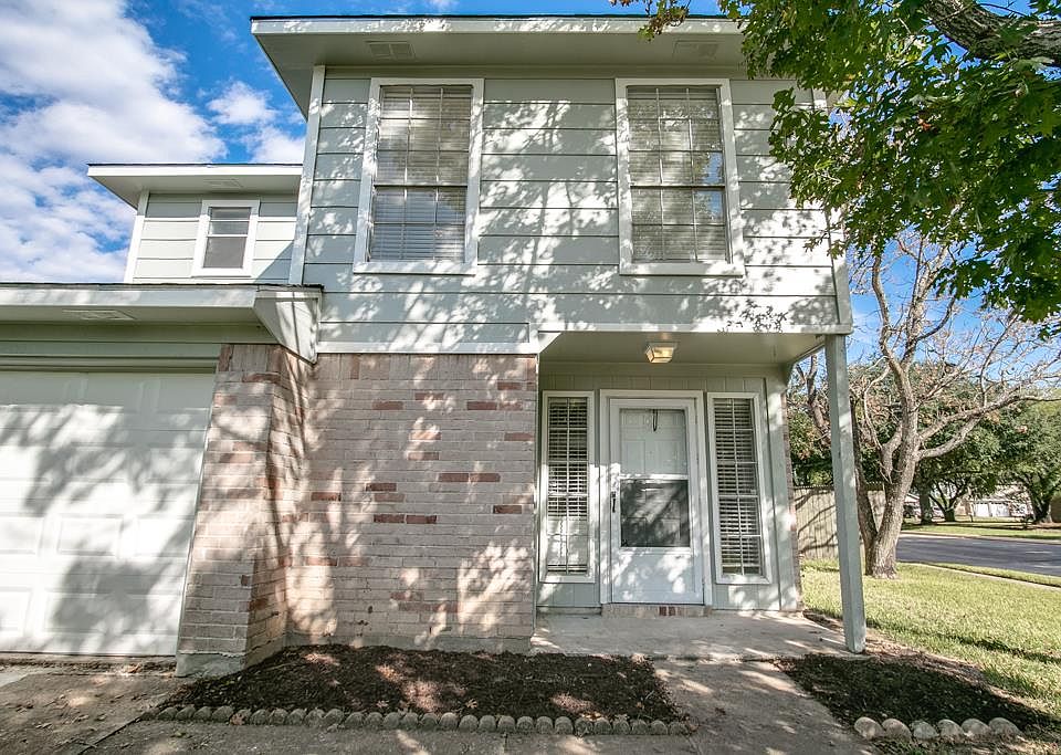 1st image of 20902 Park Pine Dr
