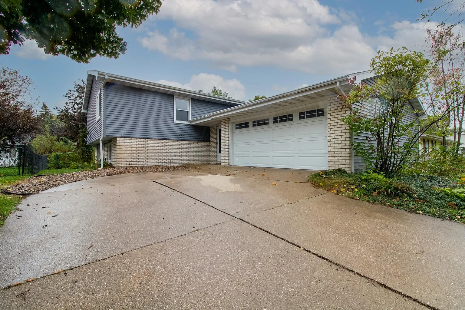 3033 Ann Dr photo 1
