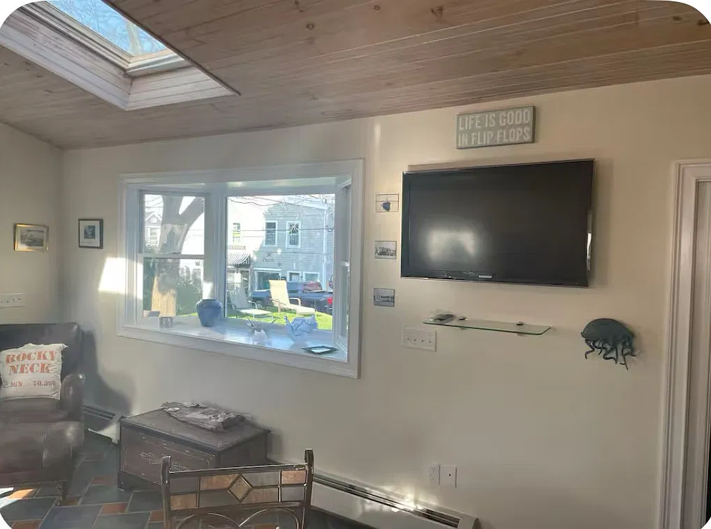 1 bed, 750 sqft, $1,975 — Photo 4