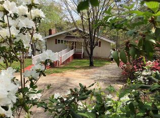 3996 Pine Shore Cir, Gainesville, GA 30501