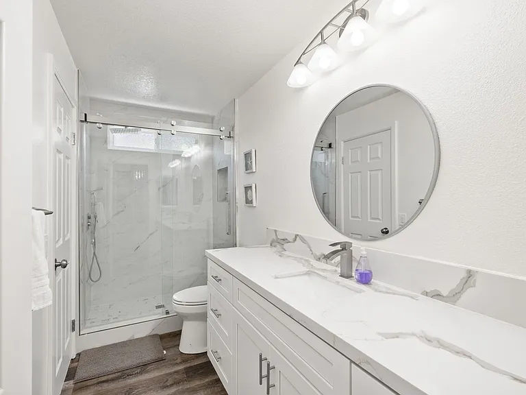23952 Dory Dr — Photo 36