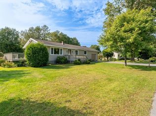3 Green Knolls Ln, Rutland, VT 05701
