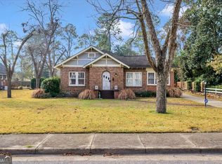 812 E 14th Ave, Cordele, GA 31015