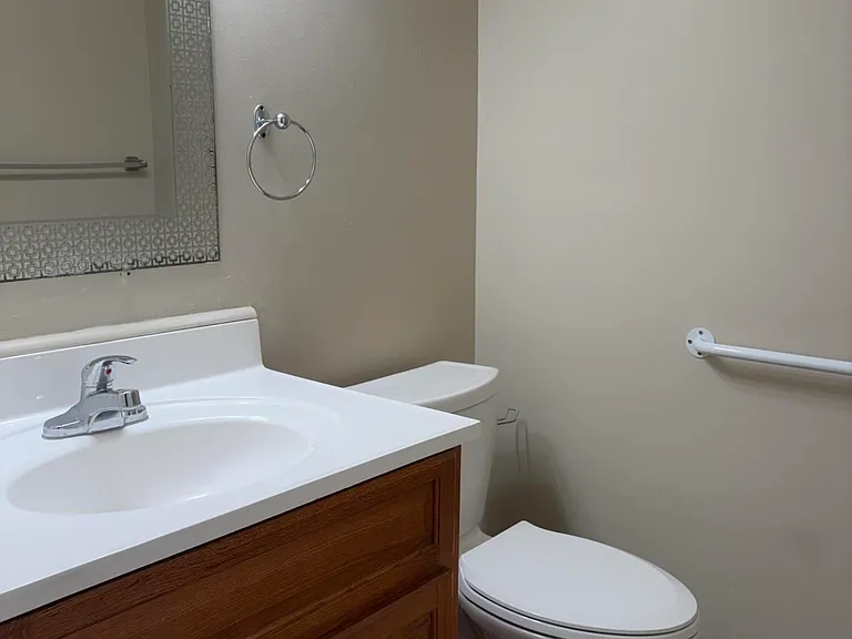 4101 Rolling Meadow Ln — Photo 8