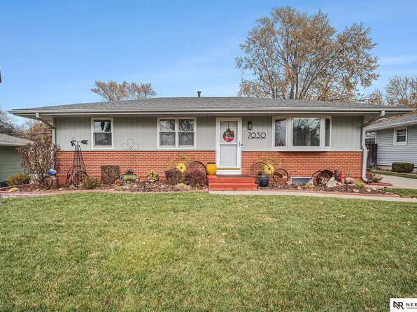 7030 Orchard St, Lincoln, NE 68505