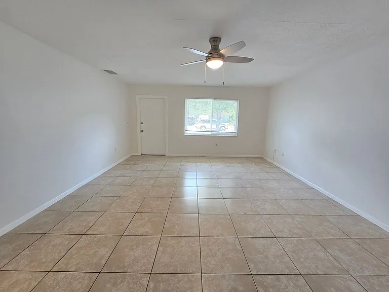 5417 Desoto Pl — Photo 3