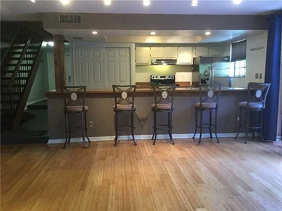 4th image of 3032 N 35th Ter #3032