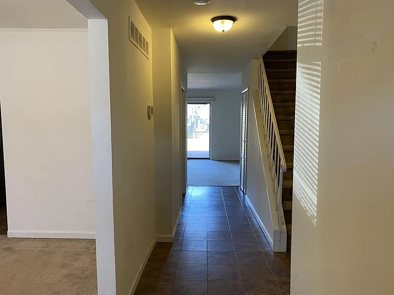 215 East Ct #215 — Photo 2