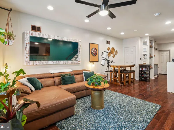 2639 Wilder St, Philadelphia, PA 19146